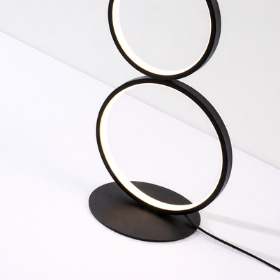 Alen – Lampe autoportante en anneau au design nordique