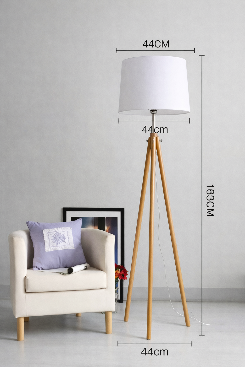 Onda – Lampe sur pied moderne en bois massif