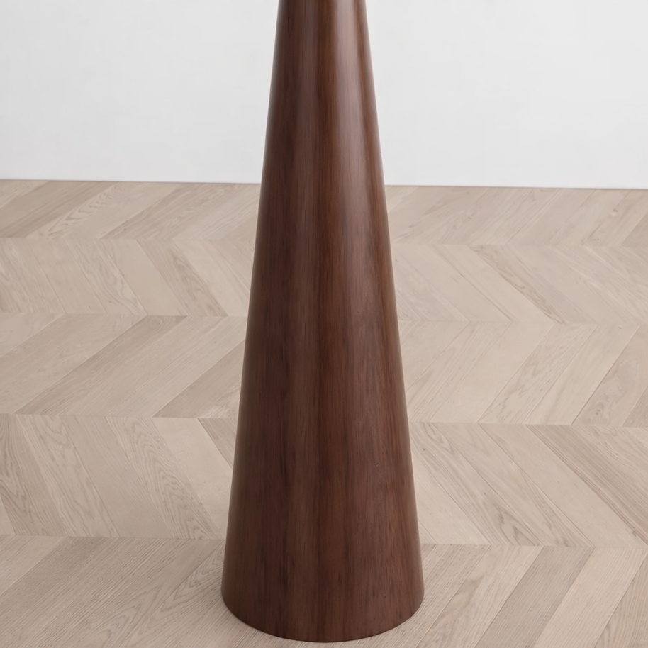 Mova – Lampadaire en Tissu Médiéval, Élégance Française