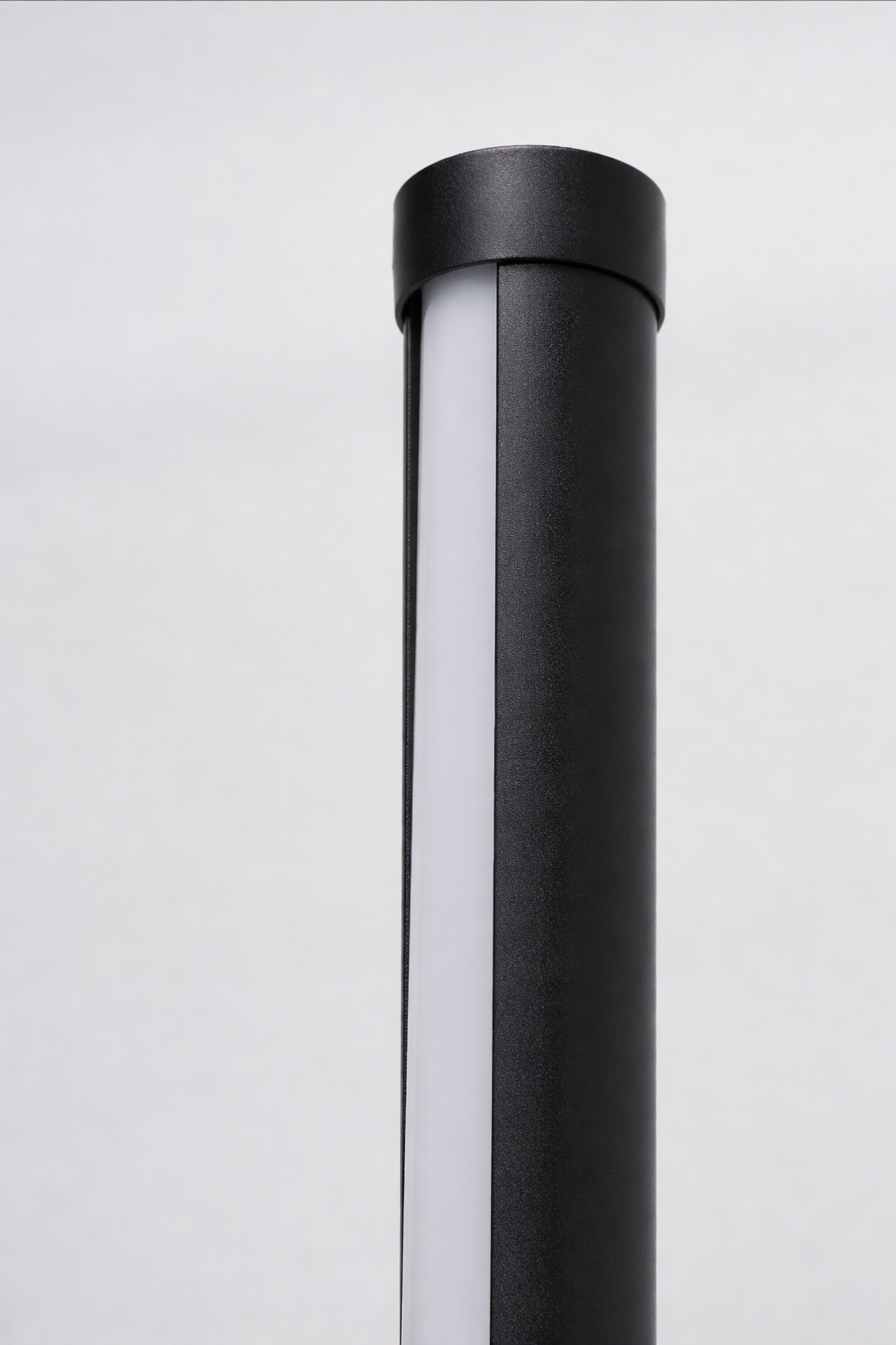 Runa – Barre lumineuse LED sur pied