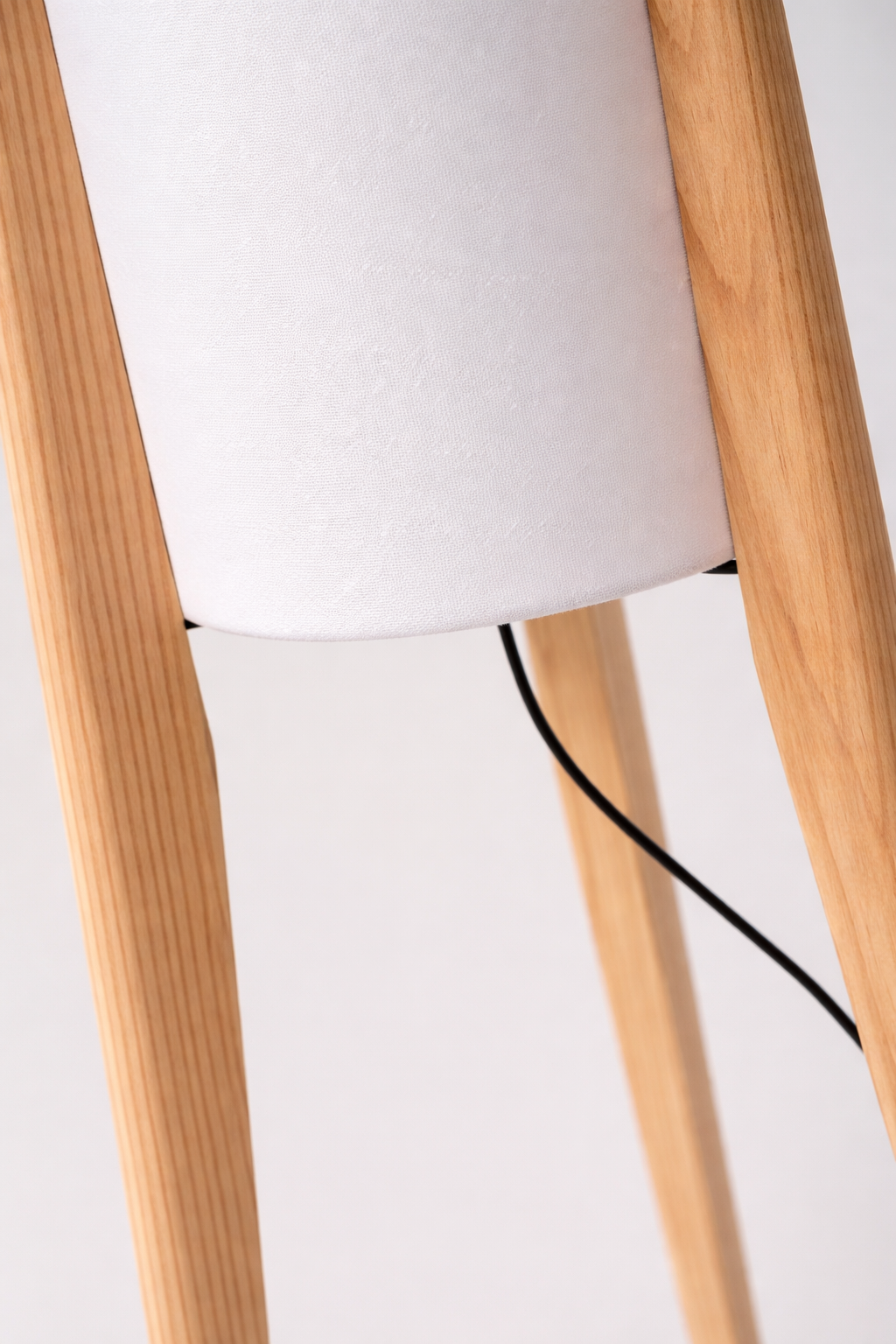 Halo - Lampe sur pied en bois au style japonais