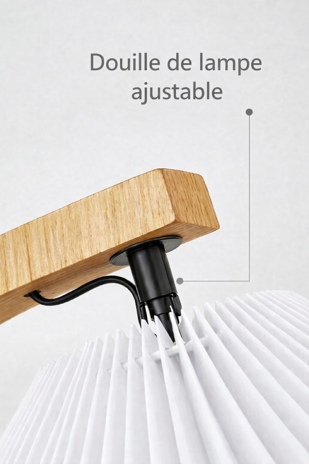 Vela – Lampe sur pied en bois naturel