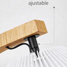 Vela – Lampe sur pied en bois naturel