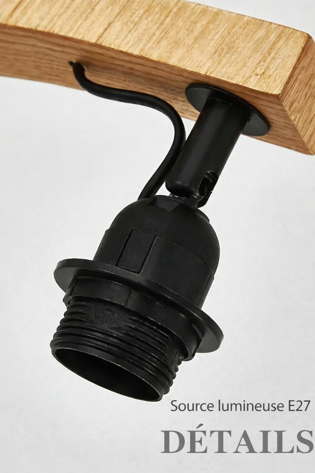 Vela – Lampe sur pied en bois naturel