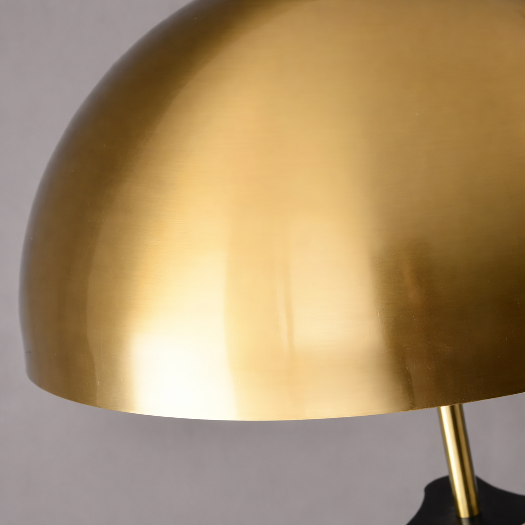 Leno – Lampadaire trépied postmoderne